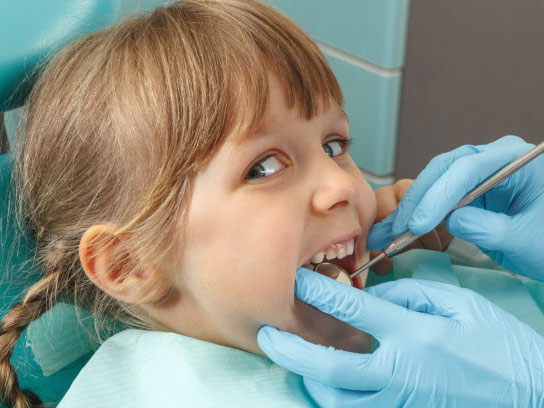 نگهداری از دندان کودک